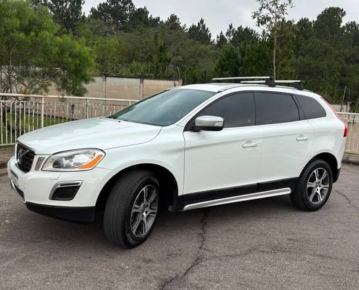 VOLVO XC60 2.0 T5 DYNAMIC FWD TURBO GASOLINA 4P AUTOMÁTICO